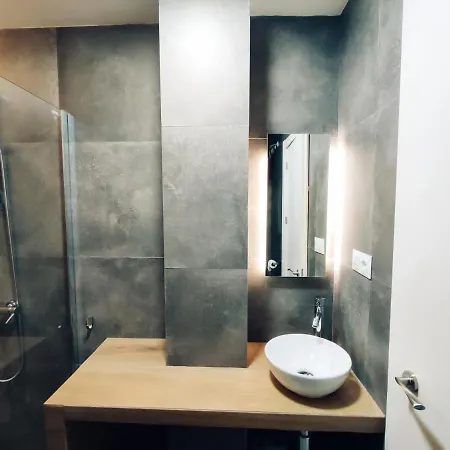 Tresbe 1 Apartament